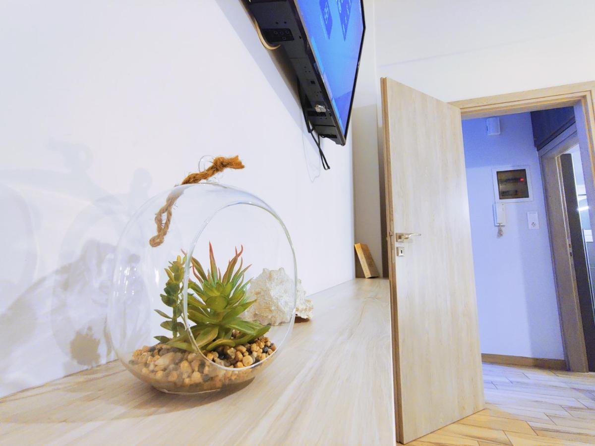 Апартаменты Wsd Luxury Stylish 2bedroom With Blacony 1' To Metro Афины